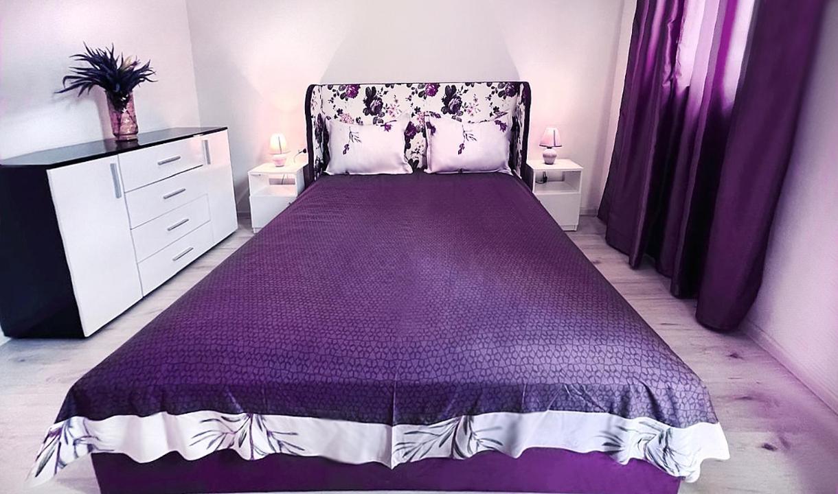 Private Apartment With Parking And Pool Balchik Bagian luar foto